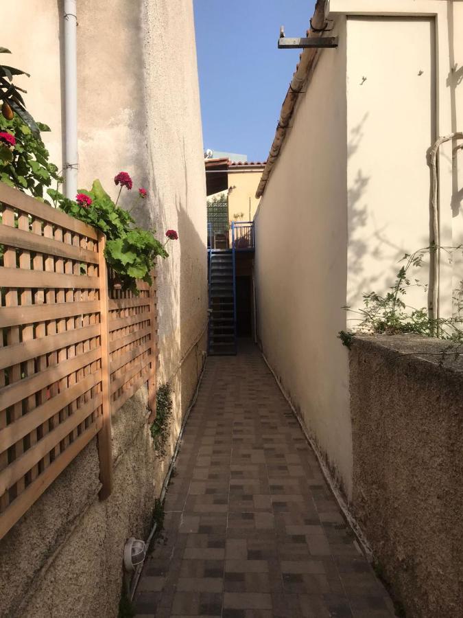 Cozy One-Bedroom Apartment In Halepa, Chania Khania Eksteriør bilde